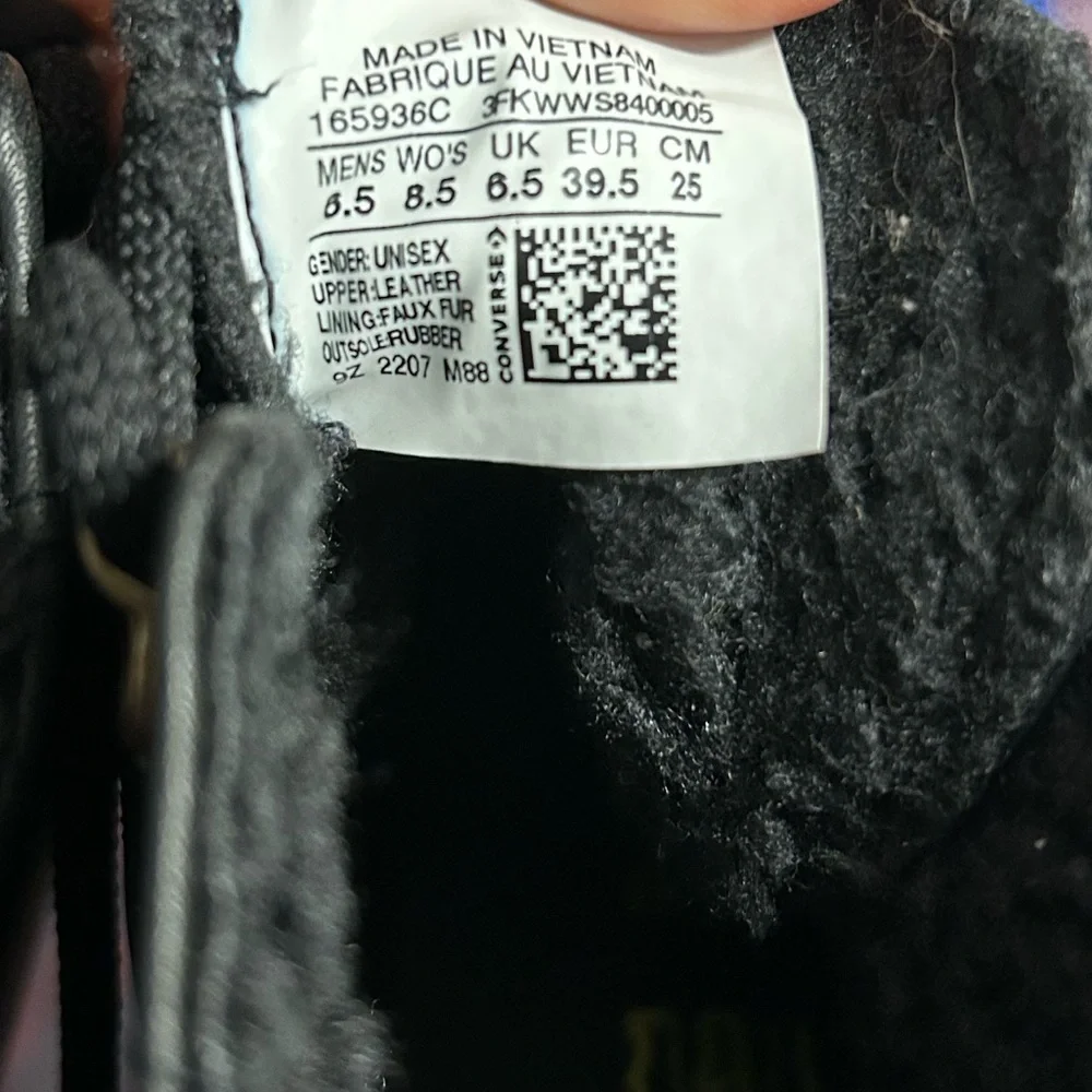 Converse Chuck GORE-TEX Waterproof Black & White Women’s size 8.5 Men’s 6.5 - Picture 7 of 7